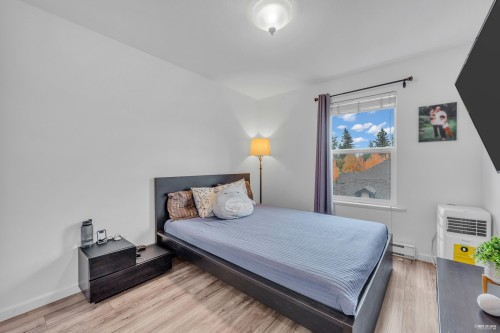 6956 208 Street, Langley, BC 