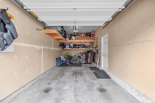 6956 208 Street, Langley, BC 