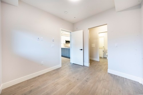 204-20061 Fraser Highway, Langley, BC 