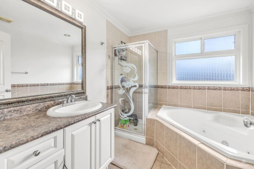 12168 96A Avenue, Surrey, BC 