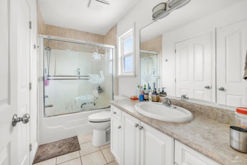 12168 96A Avenue, Surrey, BC 