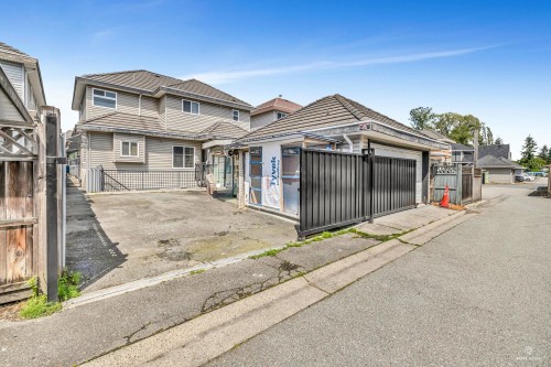 12168 96A Avenue, Surrey, BC 