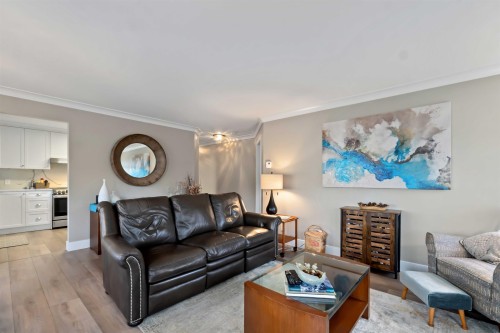 202-1488 Merklin Street, White Rock, BC 