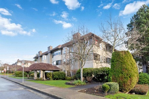 202-1488 Merklin Street, White Rock, BC 