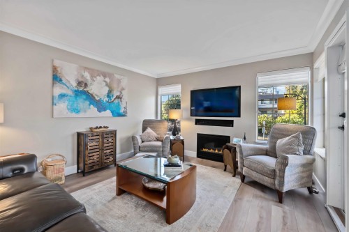 202-1488 Merklin Street, White Rock, BC 