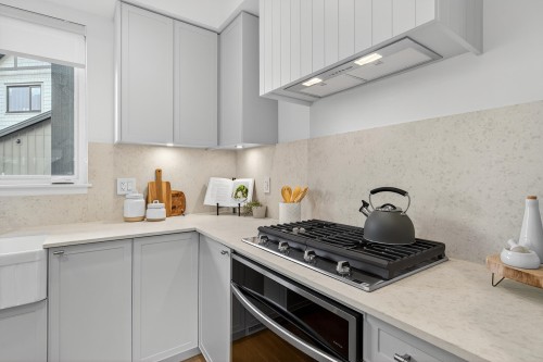 2-6828 208A Street, Langley, BC 