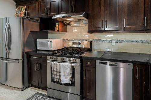 14799 63Rd Avenue, Surrey, BC 