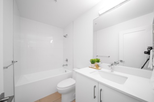 19-6328 King George Boulevard, Surrey, BC 