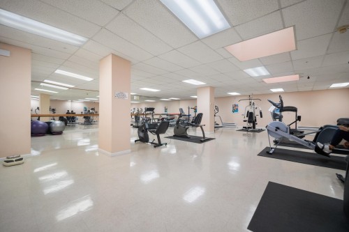 205-1929 154 Street, Surrey, BC 