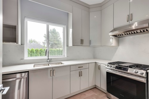 15632 Bowler Place, Surrey, BC 