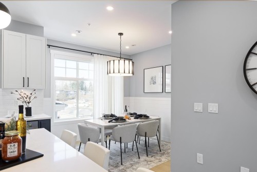 51-7716 207 Street, Langley, BC 