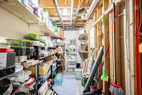 34-17097 64 Avenue, Surrey, BC 