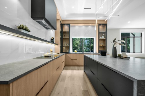 10062 174A Street, Surrey, BC 