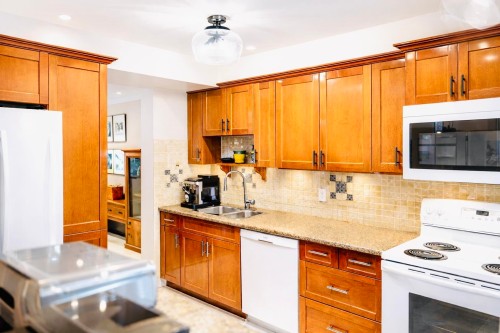 55-9955 140 Street, Surrey, BC 