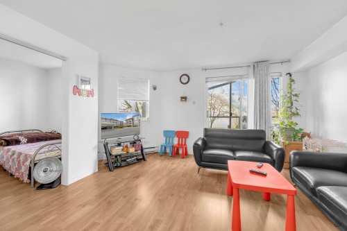 206-10533 University Drive, Surrey, BC 