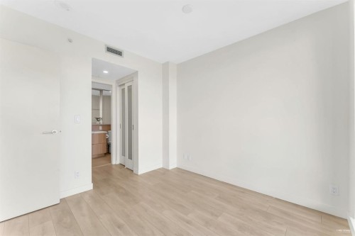 1902-13318 104 Avenue, Surrey, BC 