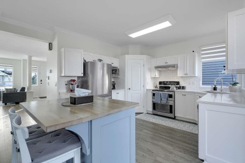 18461 65 Avenue, Surrey, BC 