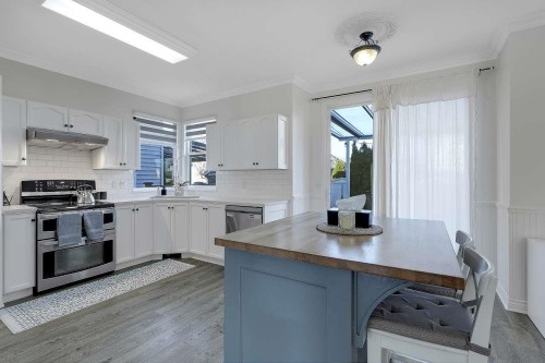 18461 65 Avenue, Surrey, BC 