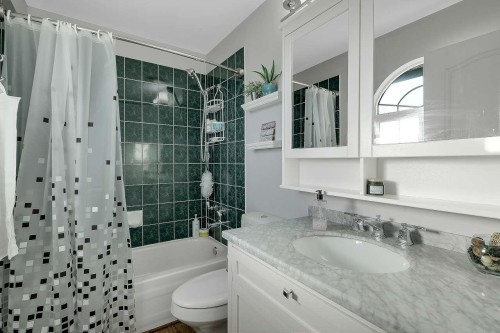 18461 65 Avenue, Surrey, BC 