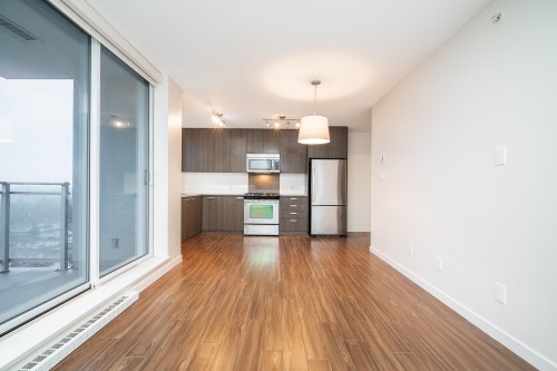 2709-13325 102A Avenue, Surrey, BC 