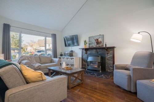 2118 Winston Court, Langley, BC 