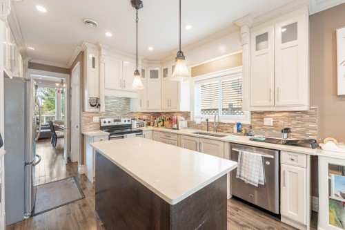 10938 131A Street, Surrey, BC 