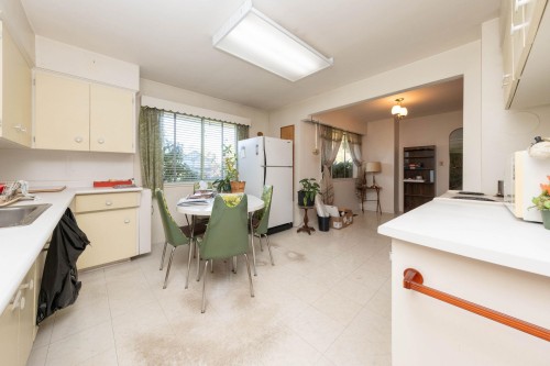 13817 Berg Road, Surrey, BC 