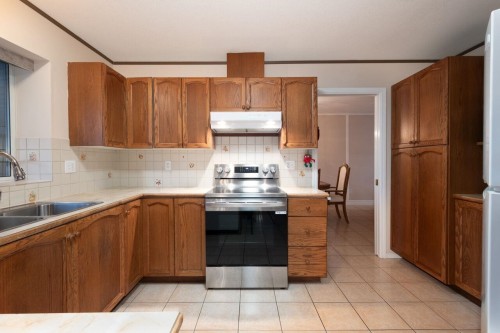 6081 185B Street, Surrey, BC 