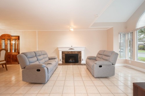 6081 185B Street, Surrey, BC 