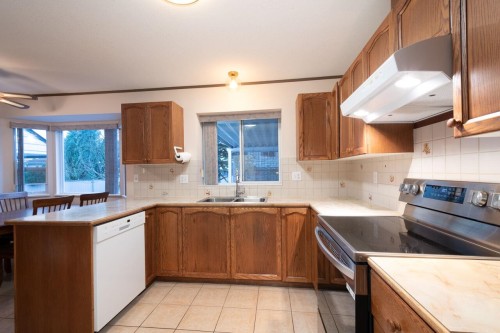 6081 185B Street, Surrey, BC 