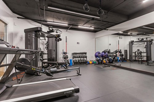 701-3170 Gladwin Road, Abbotsford, BC 