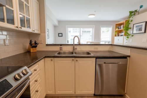 63-8844 208 Street, Langley, BC 