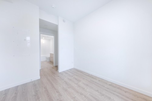 607-10828 139A Street, Surrey, BC 