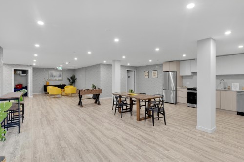 607-10828 139A Street, Surrey, BC 