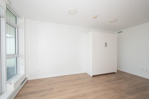 2509-13685 102 Avenue, Surrey, BC 