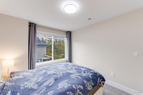 44-19501 74 Avenue, Surrey, BC 