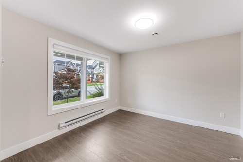 44-19501 74 Avenue, Surrey, BC 