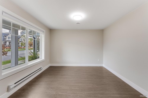 44-19501 74 Avenue, Surrey, BC 