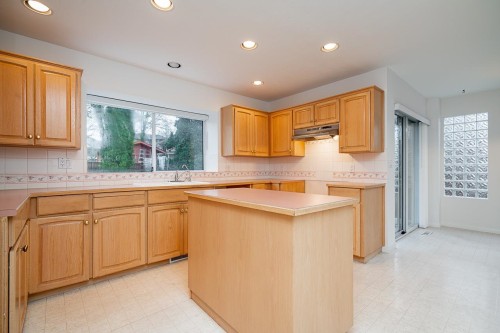 17072 103 Avenue, Surrey, BC 