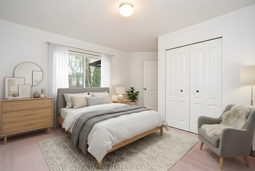 17072 103 Avenue, Surrey, BC 