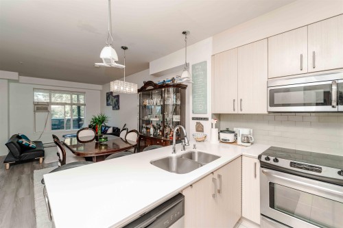 216-32083 Hillcrest Avenue, Abbotsford, BC 