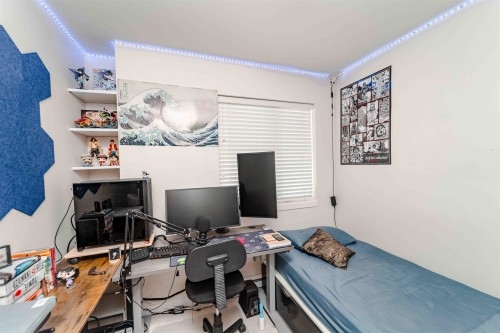 216-32083 Hillcrest Avenue, Abbotsford, BC 