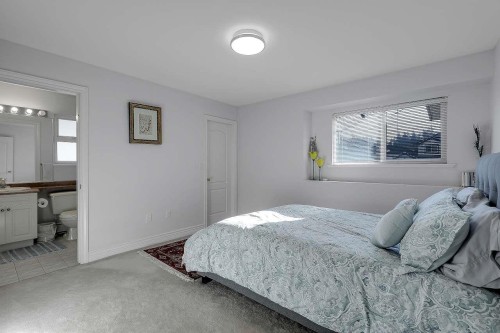 13761 59A Avenue, Surrey, BC 