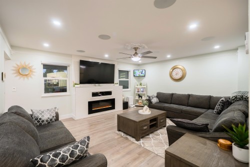 12451 90A Avenue, Surrey, BC 