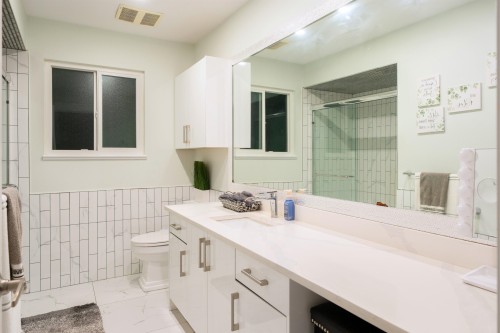 12451 90A Avenue, Surrey, BC 