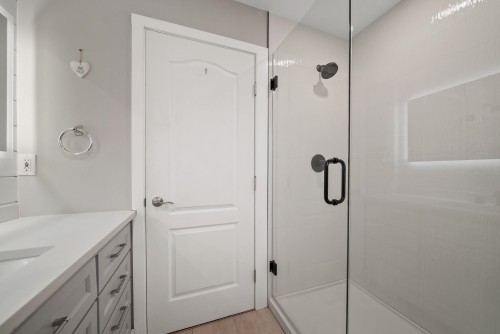 18810 65 Avenue, Surrey, BC 