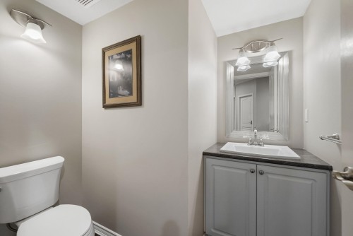 18810 65 Avenue, Surrey, BC 