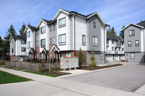 8-12635 63 Avenue, Surrey, BC 