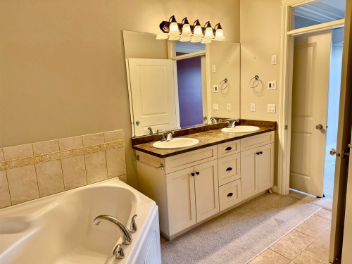 412-32729 Garibaldi Drive, Abbotsford, BC 