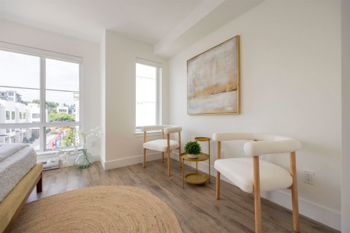 21-6328 King George Boulevard, Surrey, BC 